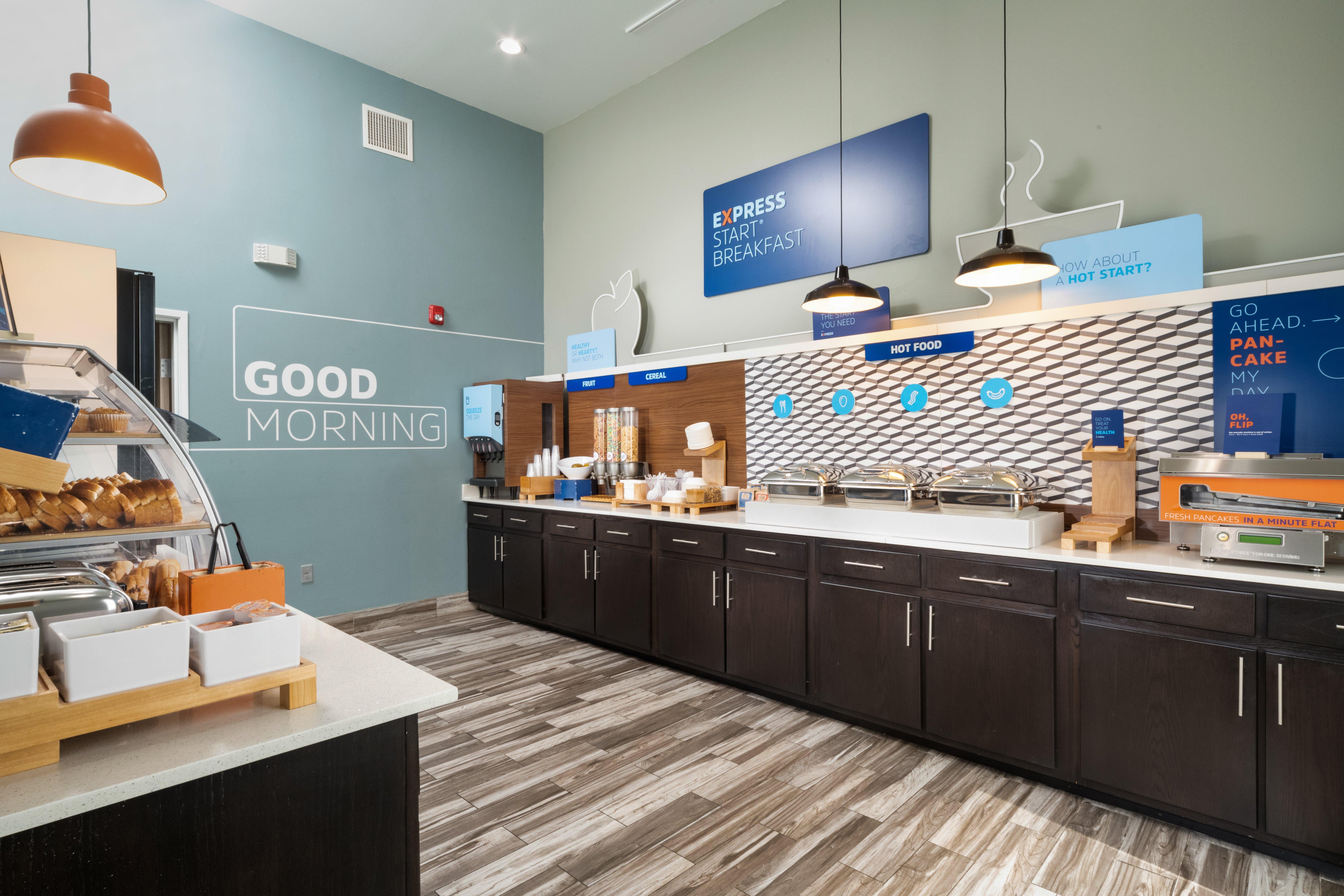 Holiday Inn Express & Suites Memphis Arpt Elvis Presley Blv By Ihg Esterno foto